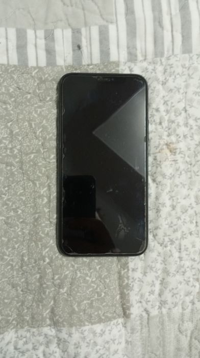 Vând/schimb  iPhone 11 pro in stare perfecta.