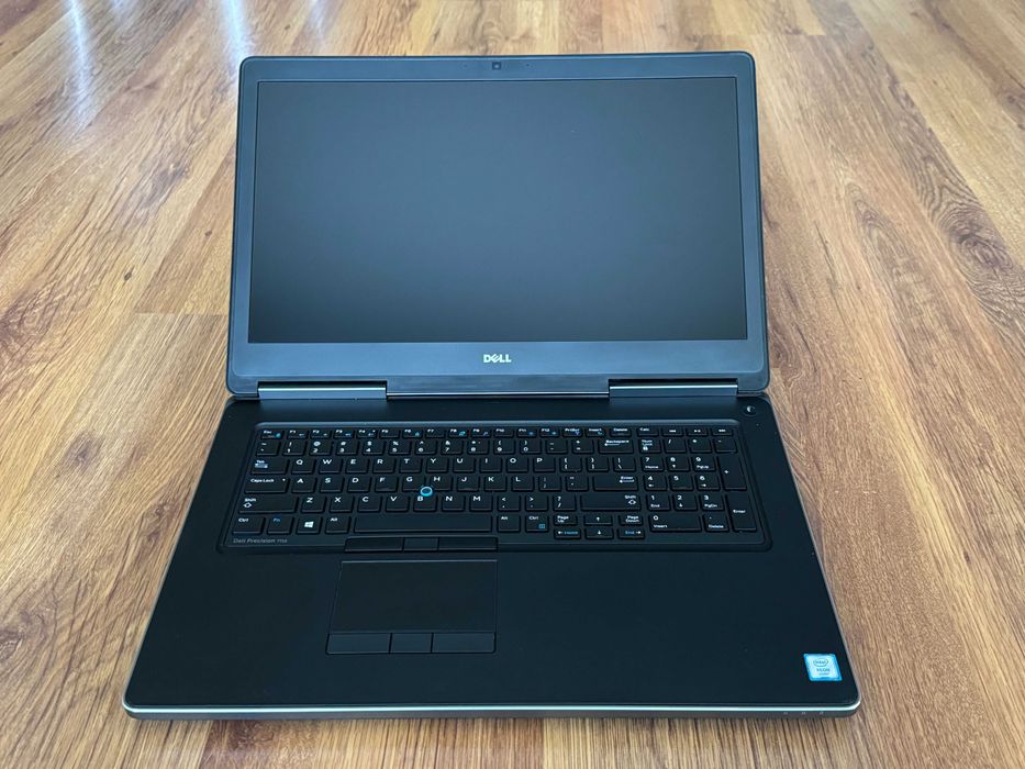17.3' Xeon® DELL Precision 7710 64GB DDR4/256GB+1TB/Quadro M5000M 8GB