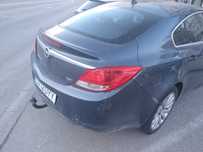 Vând Opel Insignia
