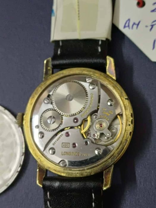 Longines mecanic cal 490
Placat aur 20 microni