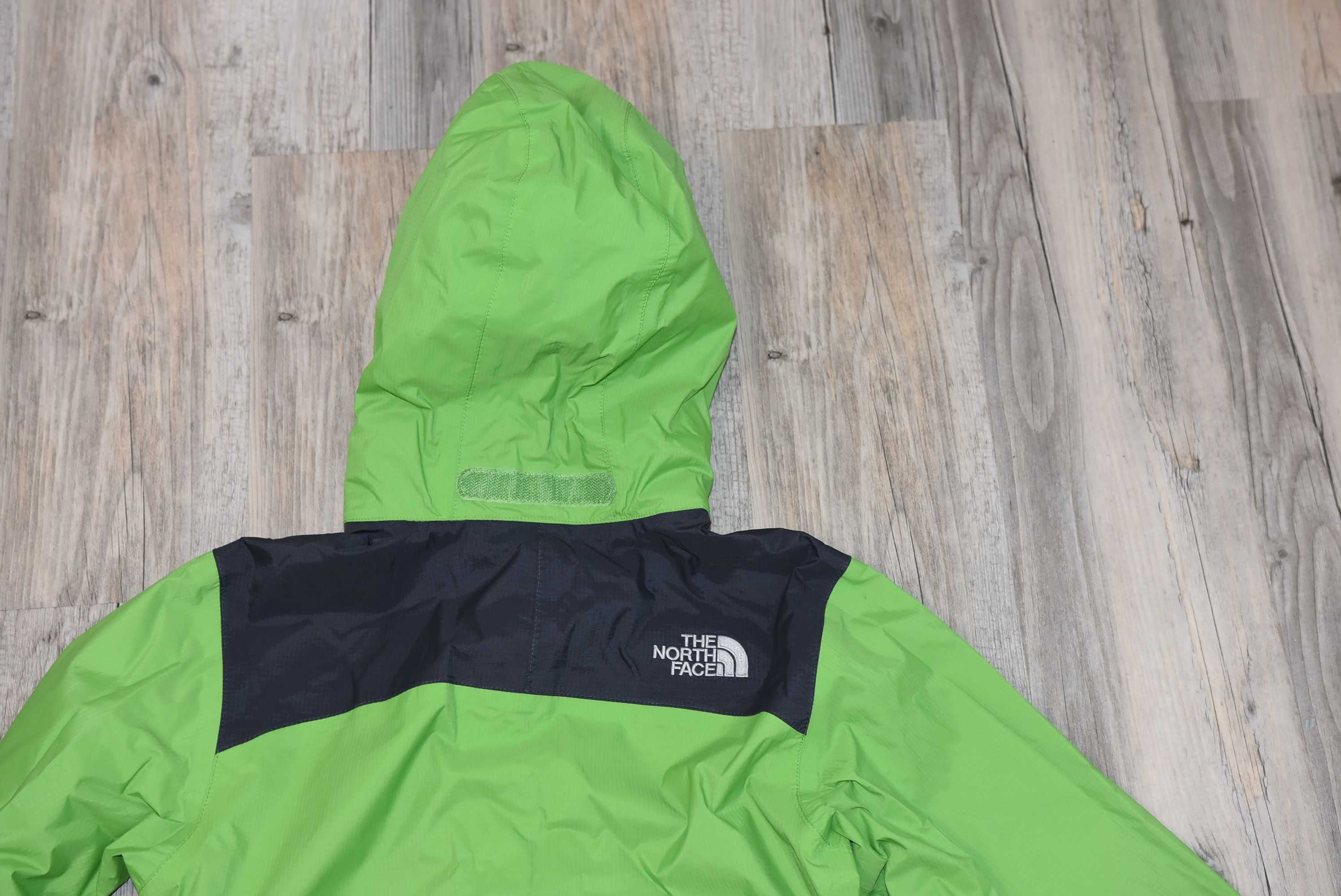 The North Face яке р-р М 10-12г.