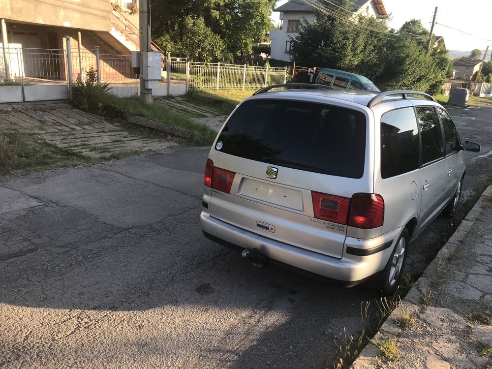 Seat alhambra на части