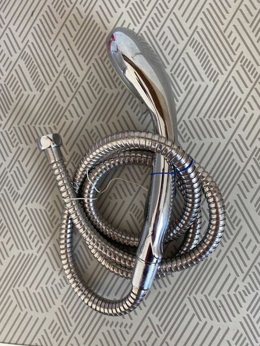 Set duș – para + furtun metalic, nou