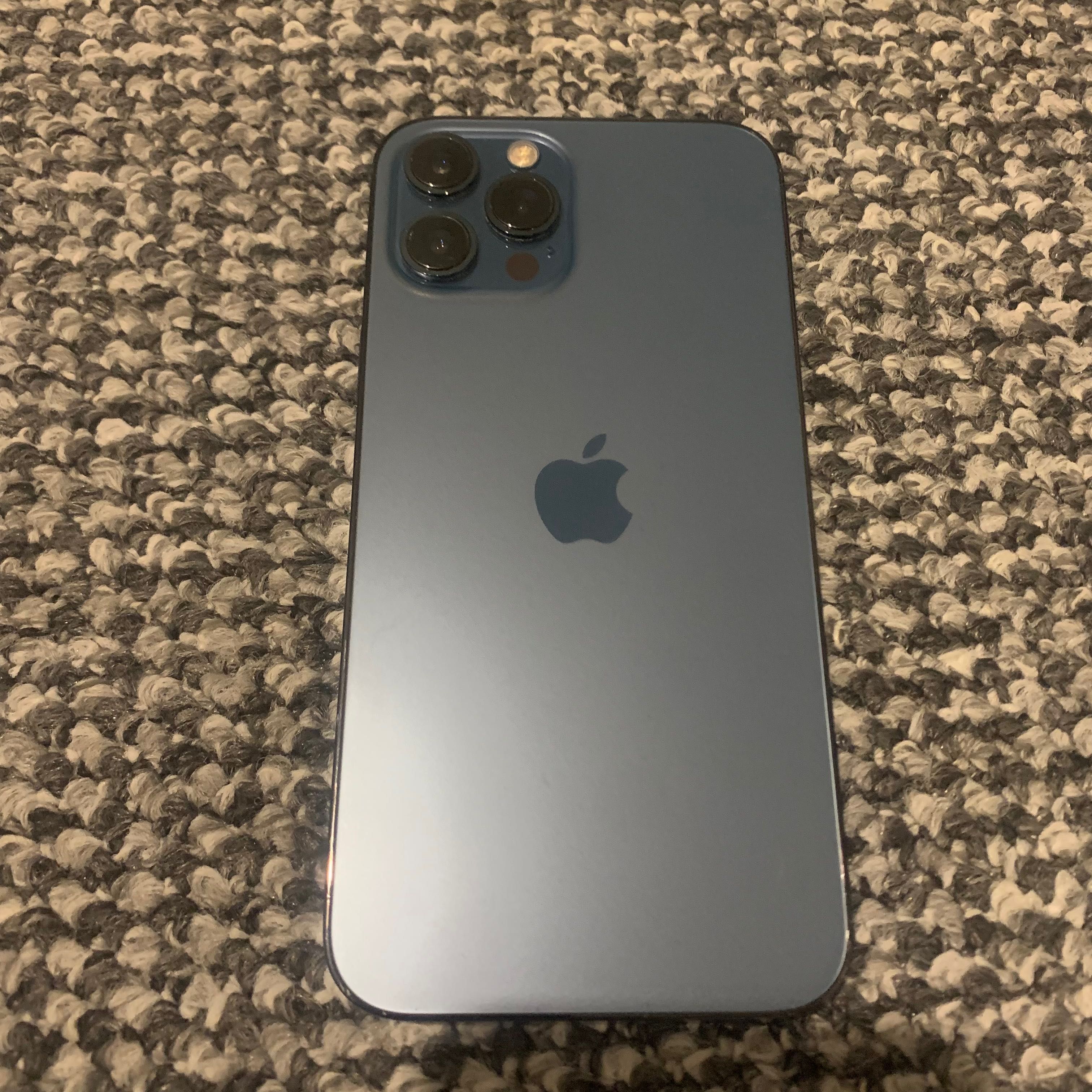 Iphone 12 pro max за части