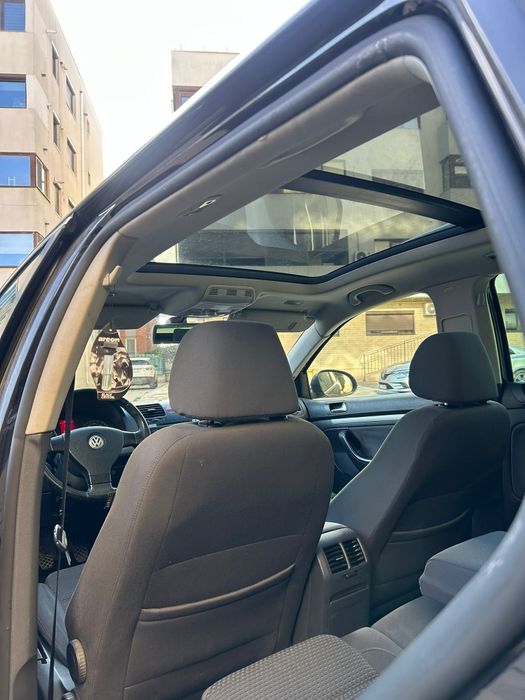 Vand VW Golf 5 2009 îngrijit!