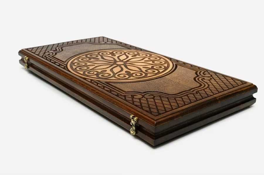 Нарды резные "Орнамент 2" из массива бука (Армения)