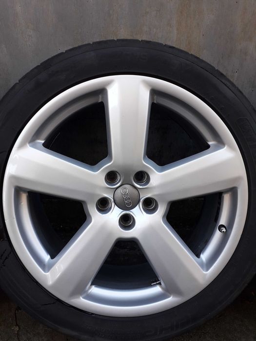 Джанти с гуми 19 цола 255/40 R19 за ауди