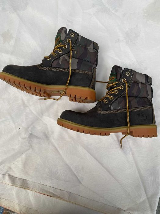 Timberland Classic Waterproof Боти - Камуфлаж и Тъмно Сиво (Номер 38)