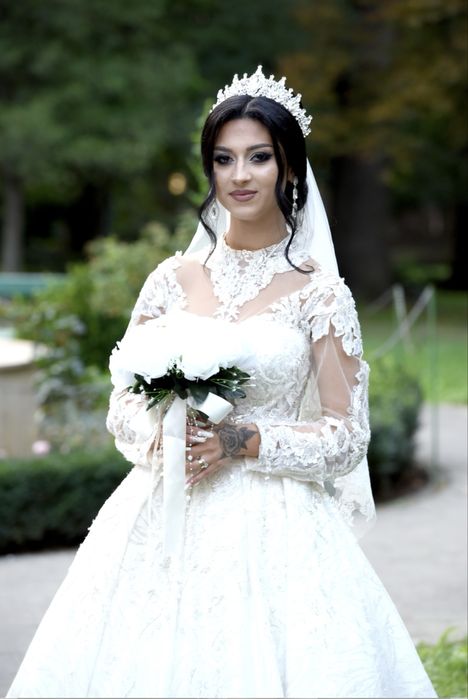 Vand rochie de mireasa