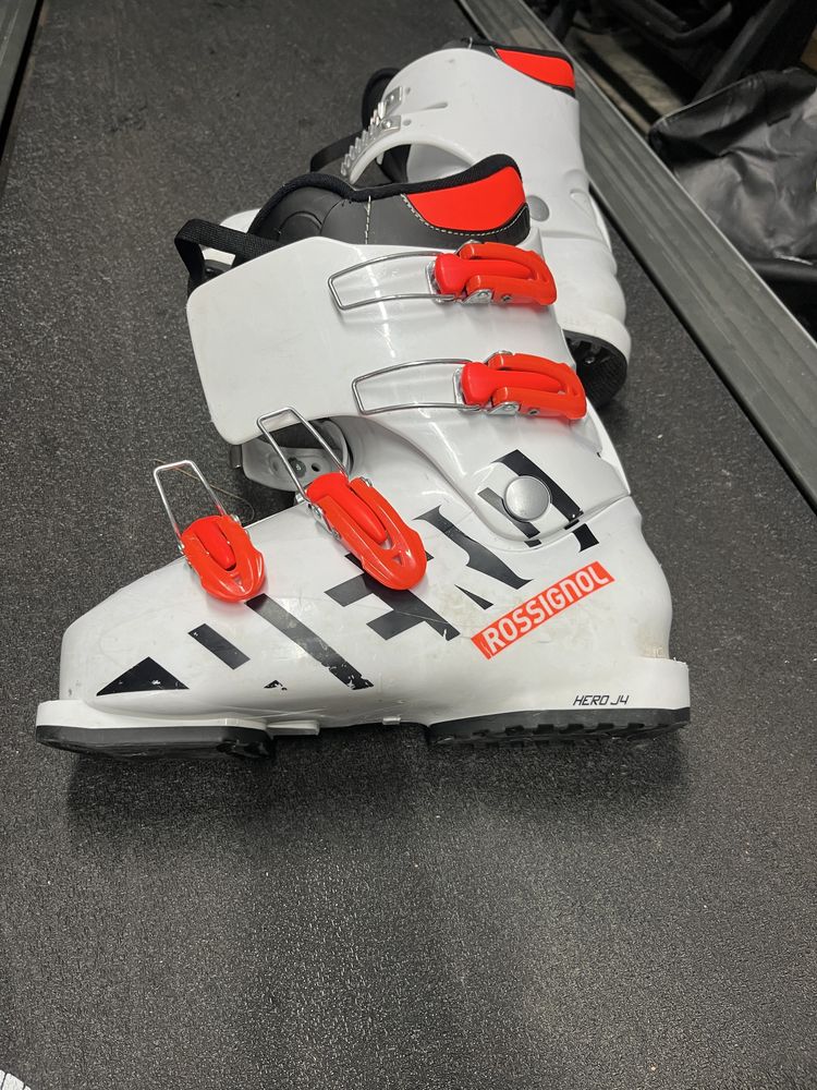 Детски ски обувки Rossignol HERO J4 размер 255/295mm