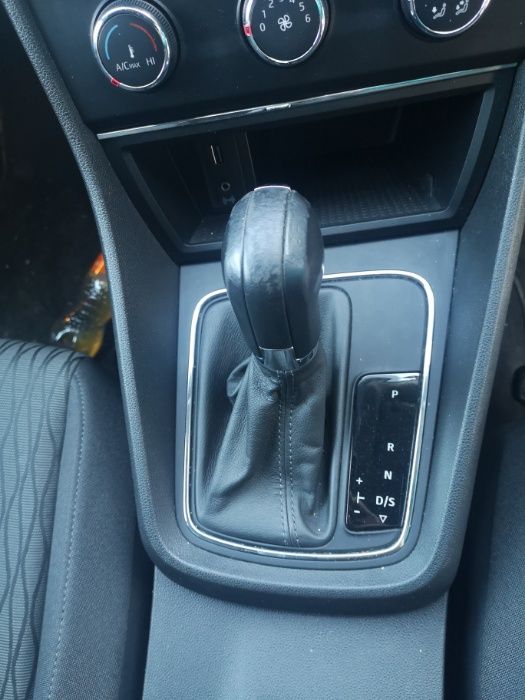 Dezmembrez Seat Leon 2017 1.6d automat break