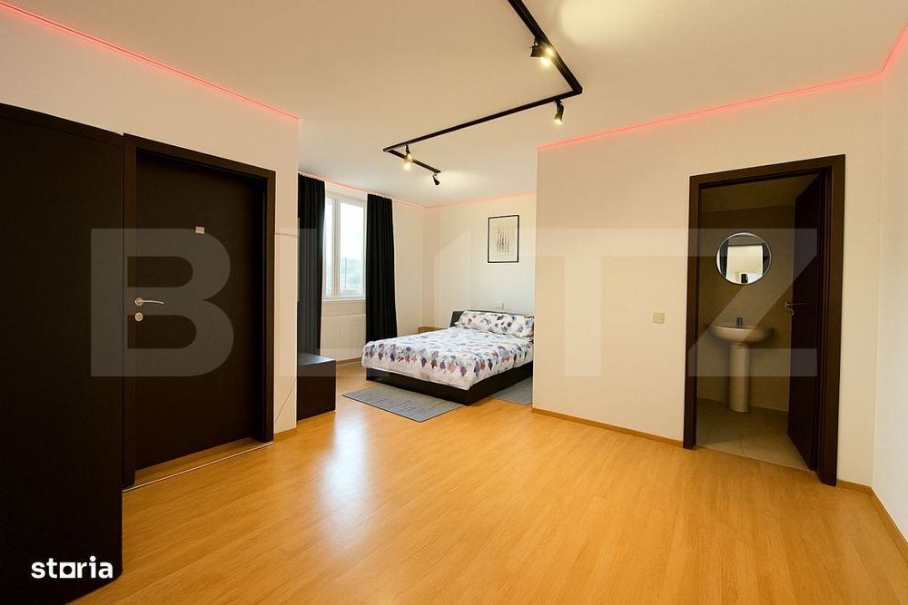 Apartament spatios de inchiriat – 3 camere, 2 bai, balcon – etaj 1