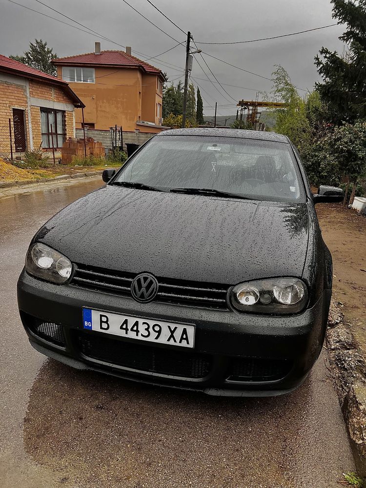 Продава се Golf 4