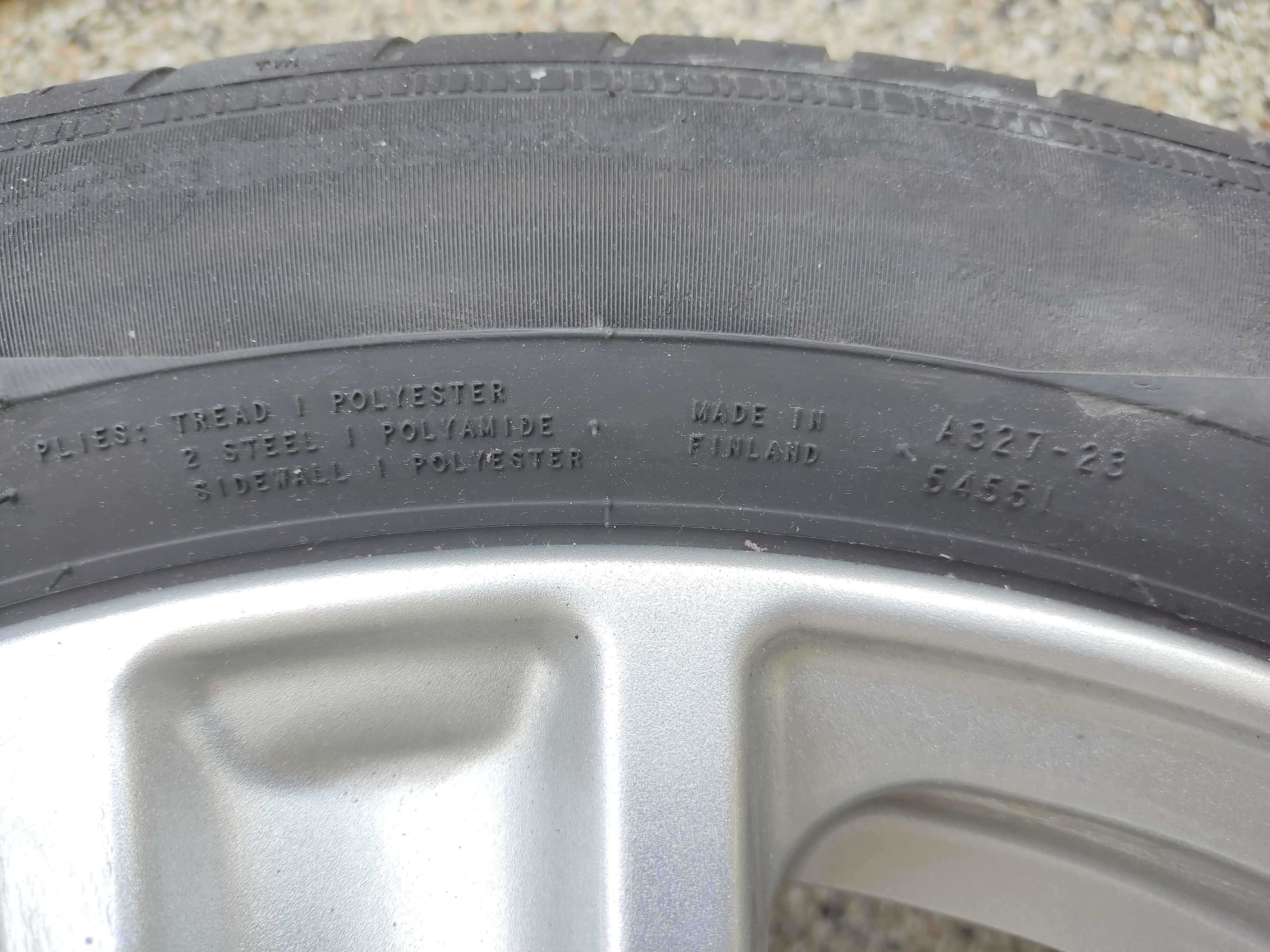 Brock 17 цола оригинални от Subaru с гуми Nokian