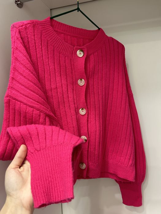 Кардиганы почти новые