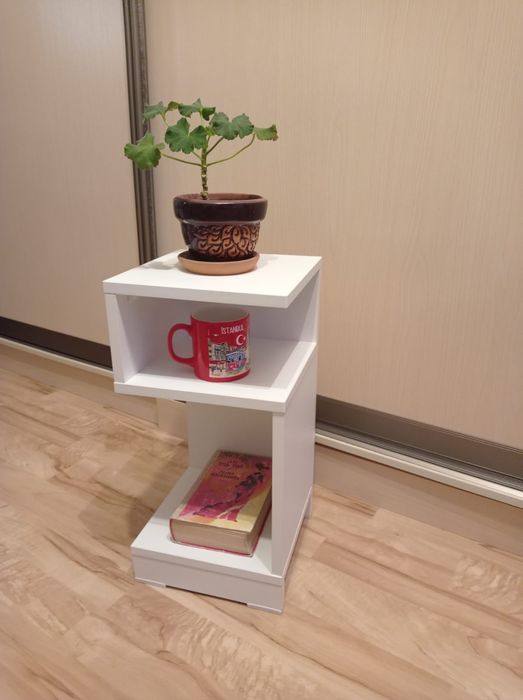 Прикроватные тумбы новые