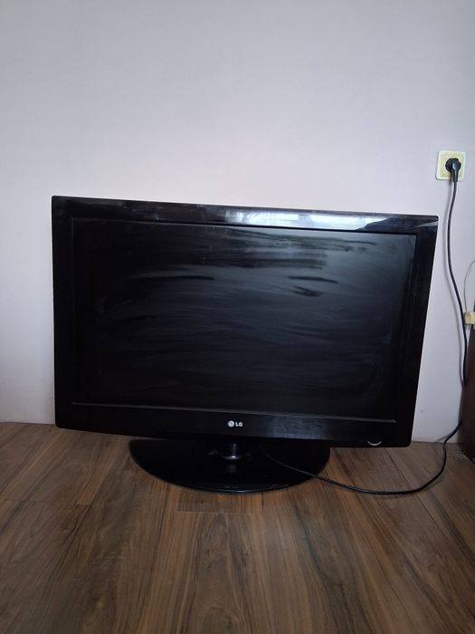 Телевизор LG 37 h