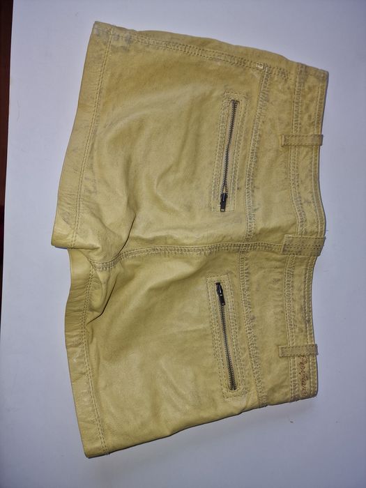 Pantaloni scurți Pepe jeans din piele marimea 36