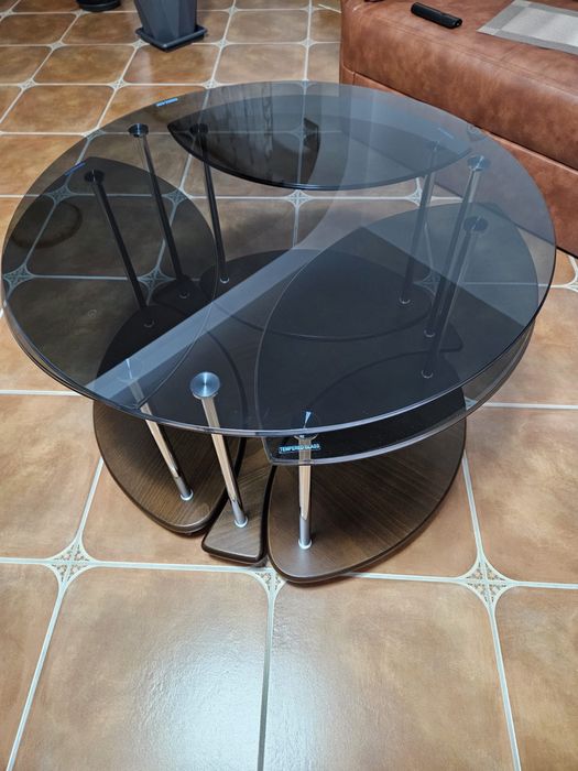 Vând măsuță de sticlă