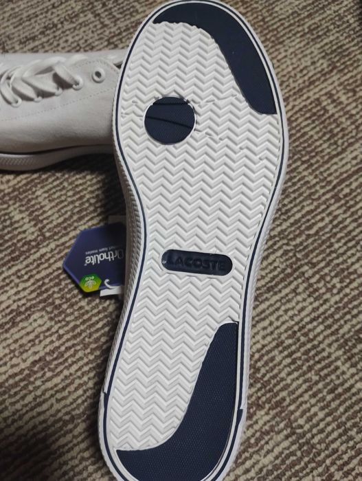 Adidasi LACOSTE noi