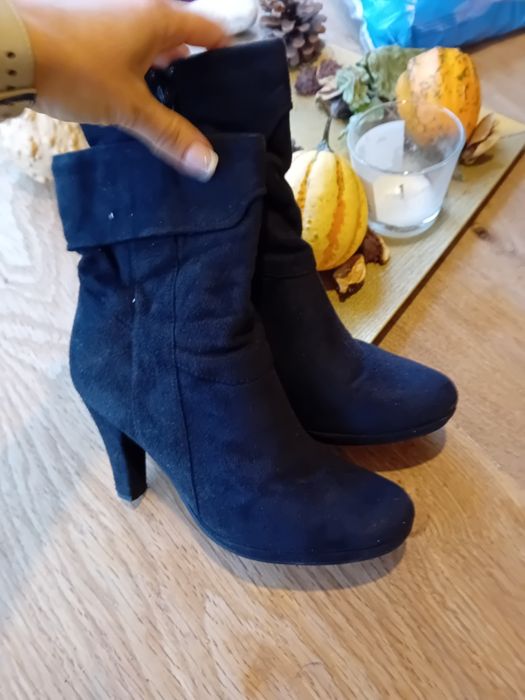 Дамски велурени боти с Ток номер 37