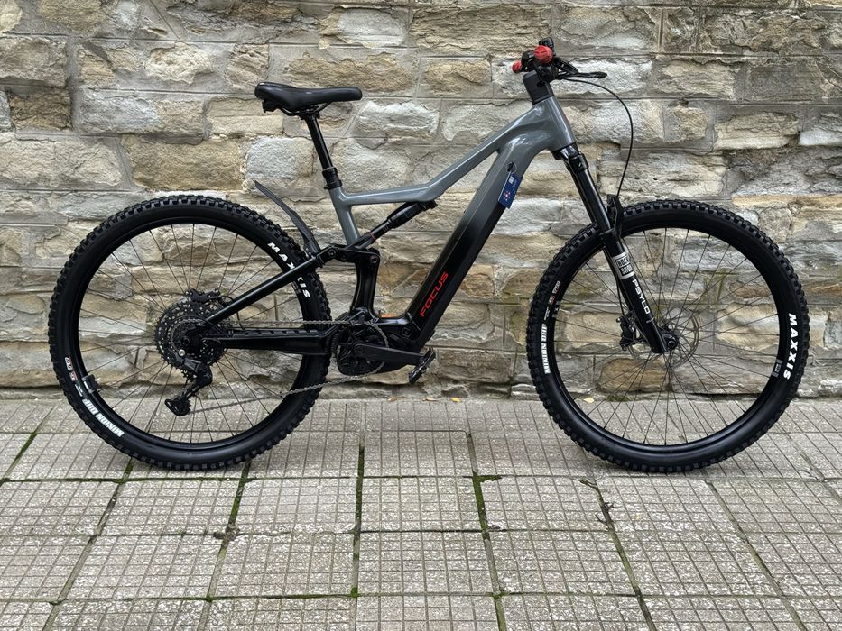 Електрически велосипед E-bike FOCUS SAM 2 6.7 year 2025( L размер)