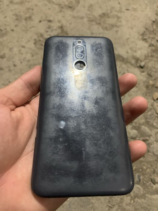 Tel qsela gaplashamz 2 ta bor tel iphone 7 akumlator qoysa ishlidi