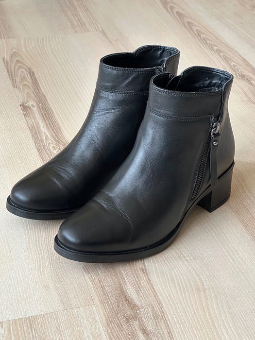 Боти Bata от естествена кожа, номер 37