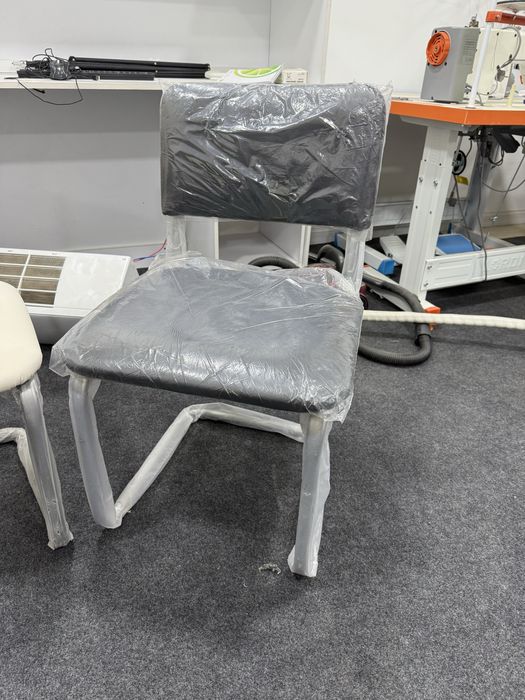 Стулья офисные. 10 штук. Состояние идеальное