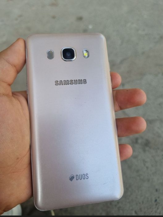 Samsung galaxy J5 2016