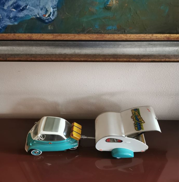 Количка hongwell cararama VOLKSWAGEN Автo.тип1-1963 Червен/бежов 1:43