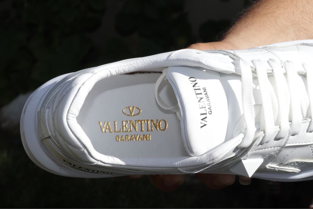 VALENTINO GARRAVANI чисто нови обувки!!!