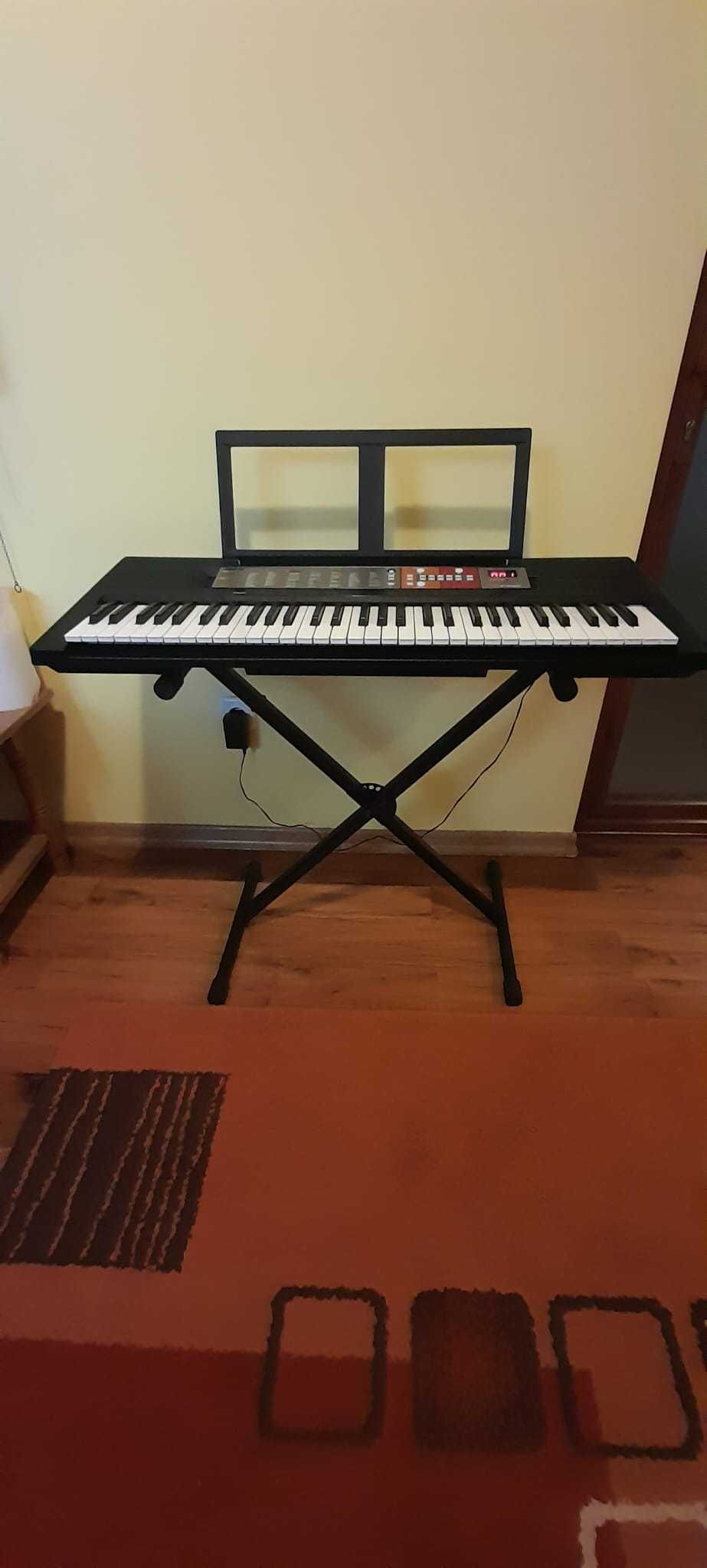 Orgă electronică YAMAHA PSR.F50