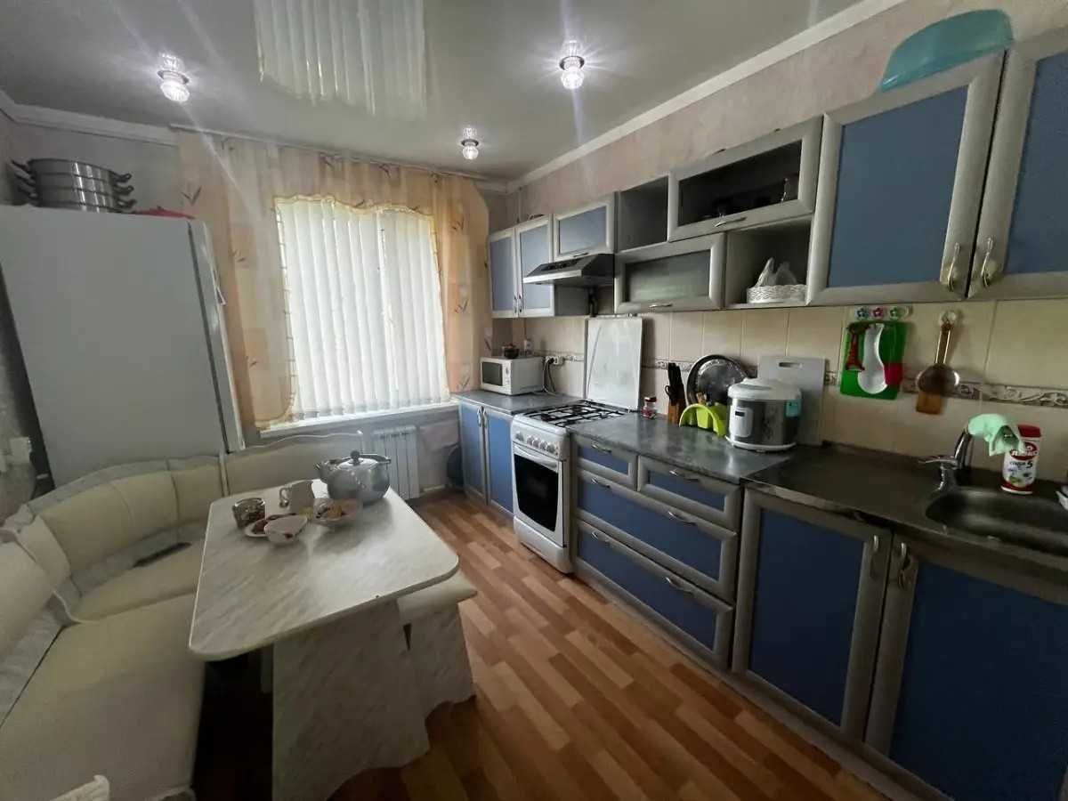 Продажа 4-комнатной квартиры р-он ЖД