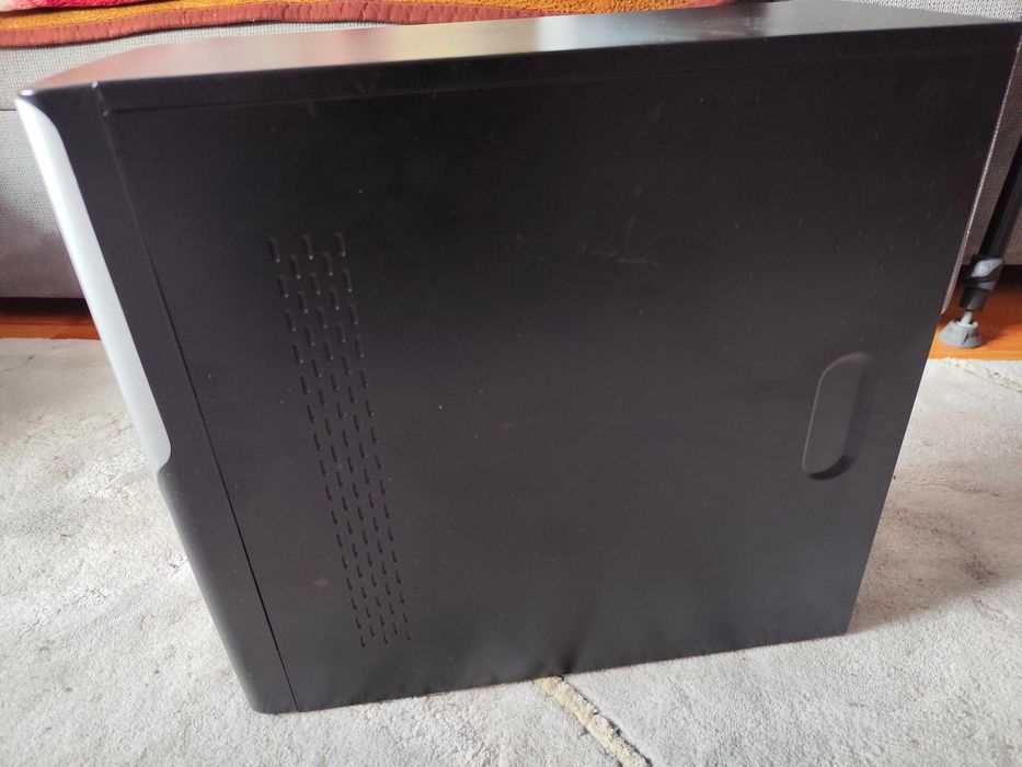 Carcasa pc cu DvD RW LG+cooler