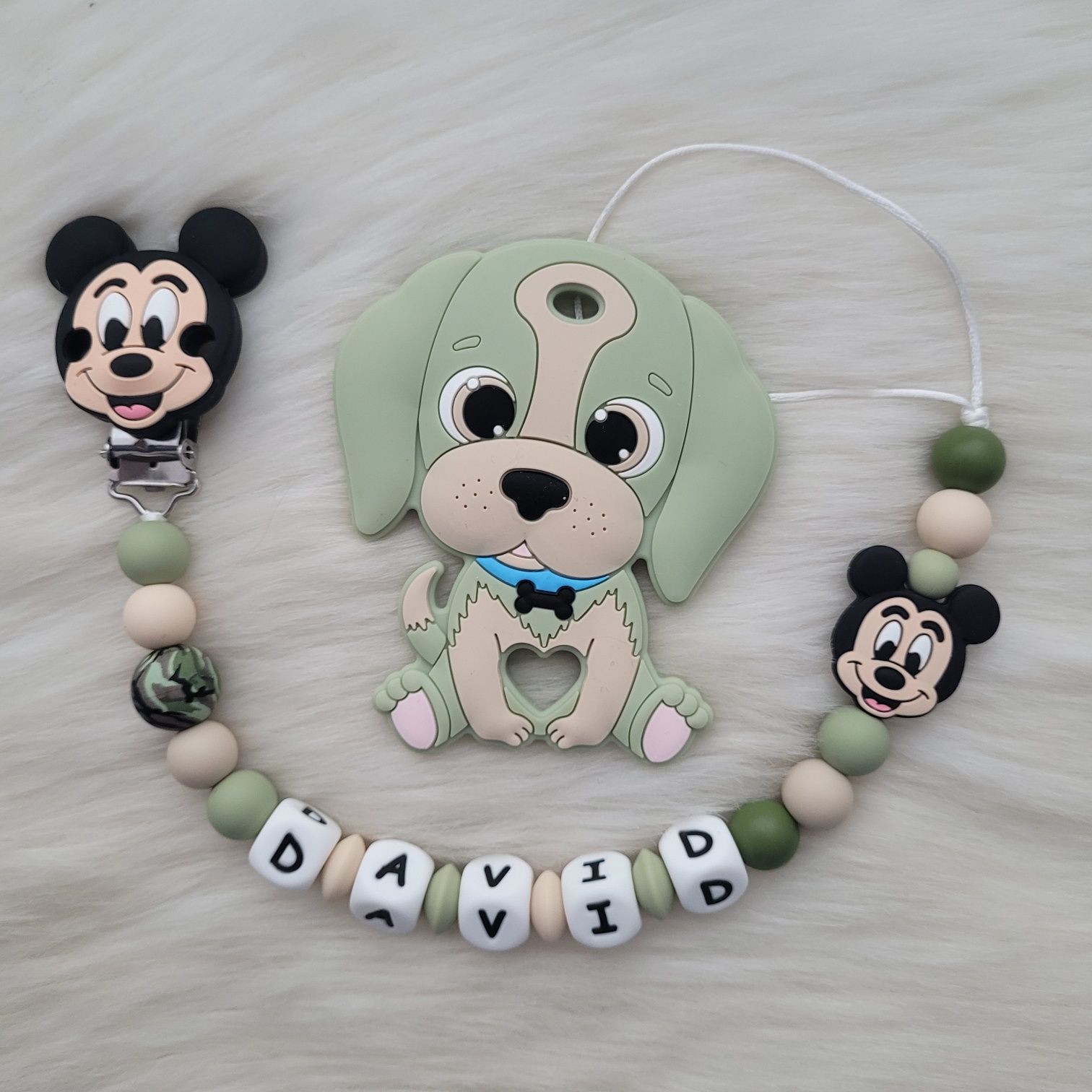 Lantisoare pentru suzeta Disney, Mickey, Minnie si Winnie the Pooh