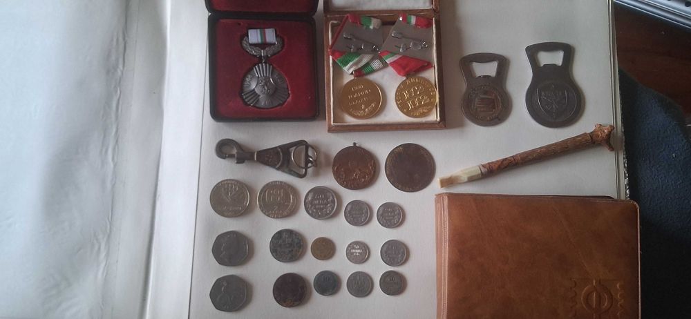 Стари монети и медали