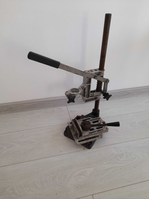 Елпром Ловеч бормашина и стойка