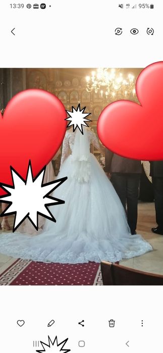Vand rochie de mireasa +crinolina.
