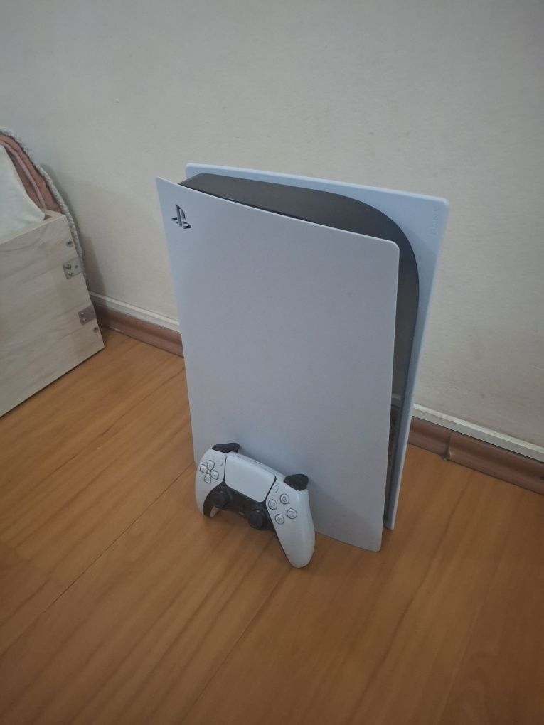 PlayStation 5 with 1 controller