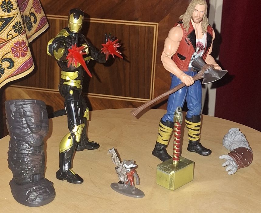 Figurine Marvel legends thor&iron man