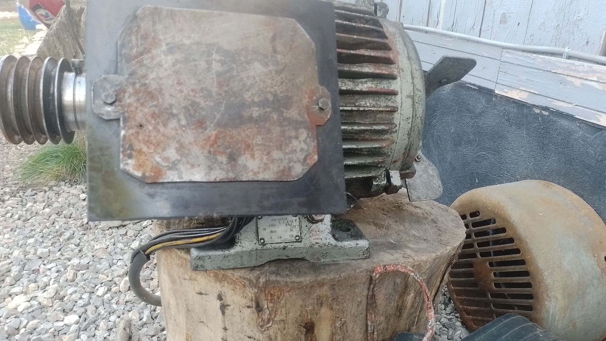 Vand urgent motor trifazat 10kw/1500rpm