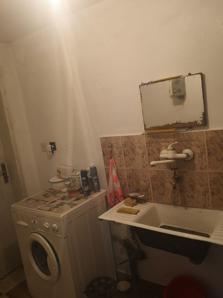 Продава се Къща в Лом - 68 кв.м за 450 €/кв.м - Снимка #7