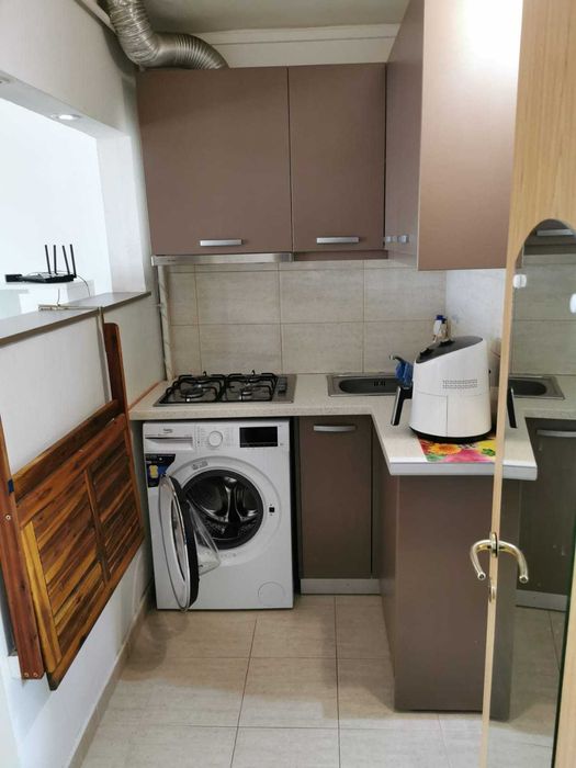 Garsoniera de vânzare pe Bd. Muncii, zona Iris Sinterom