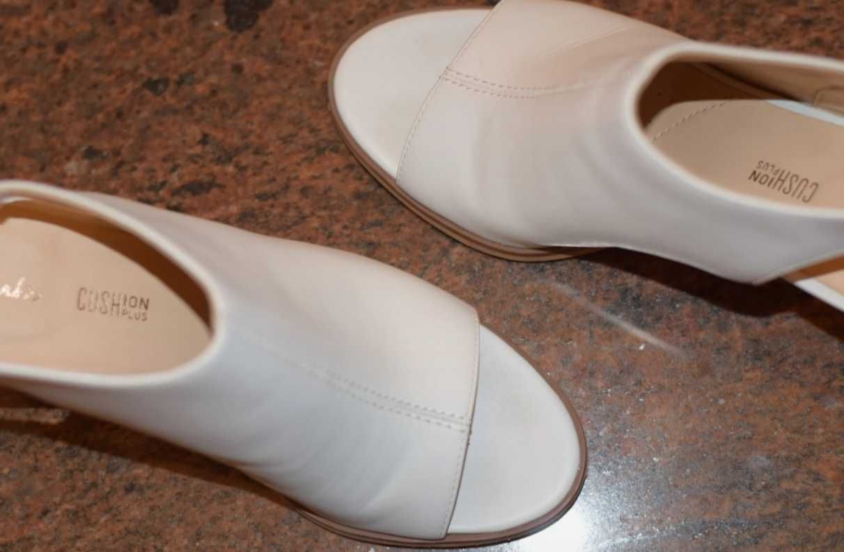 Sandale cu toc CLARKS