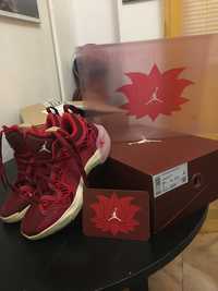 Чисто нови Air Jordan 37 Low “Team red” (38.5  size/38.5 номер)