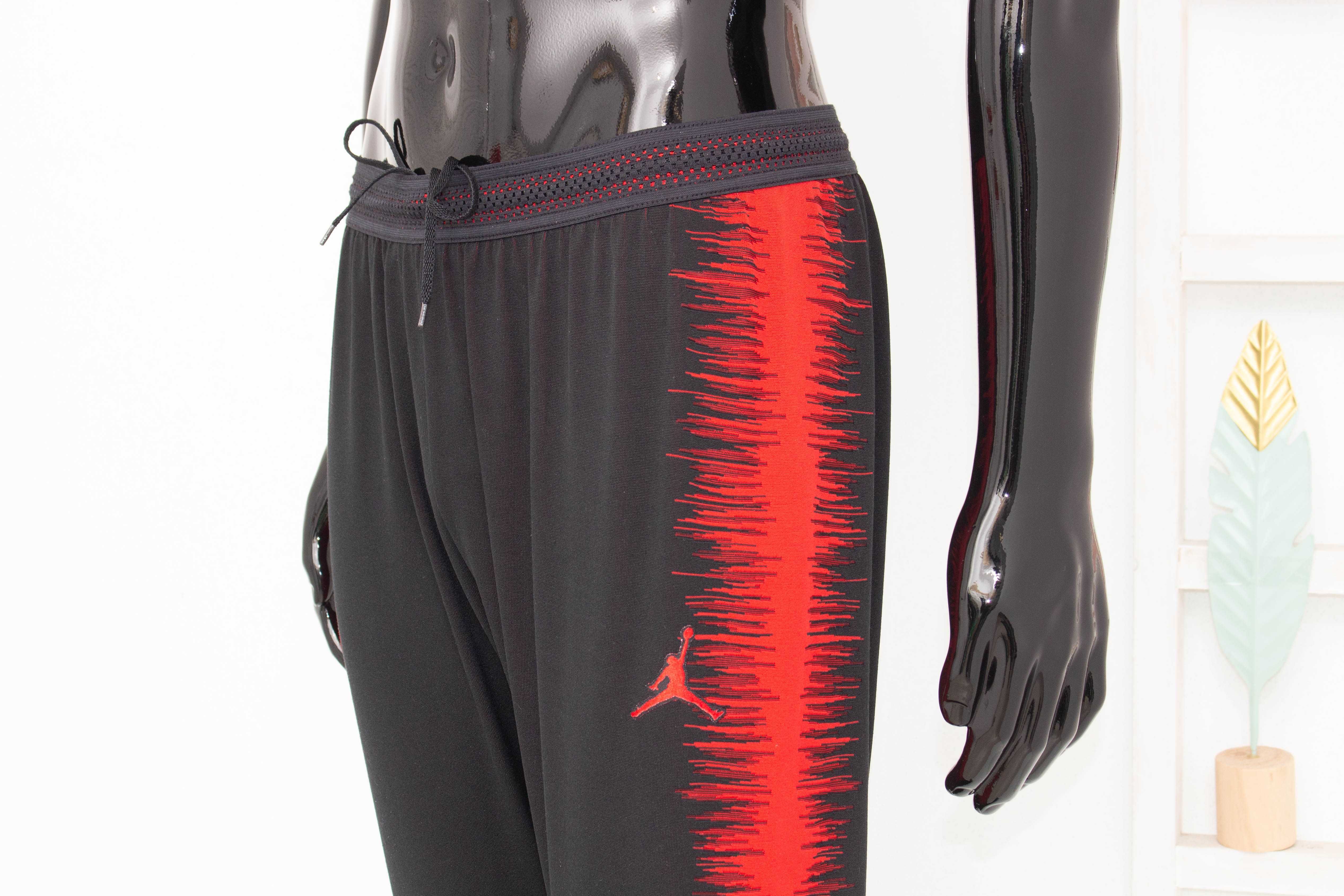 Nike Оригинален мъжки панталон Jordan Vaporknit PSG PARIS ST GERMAIN L
