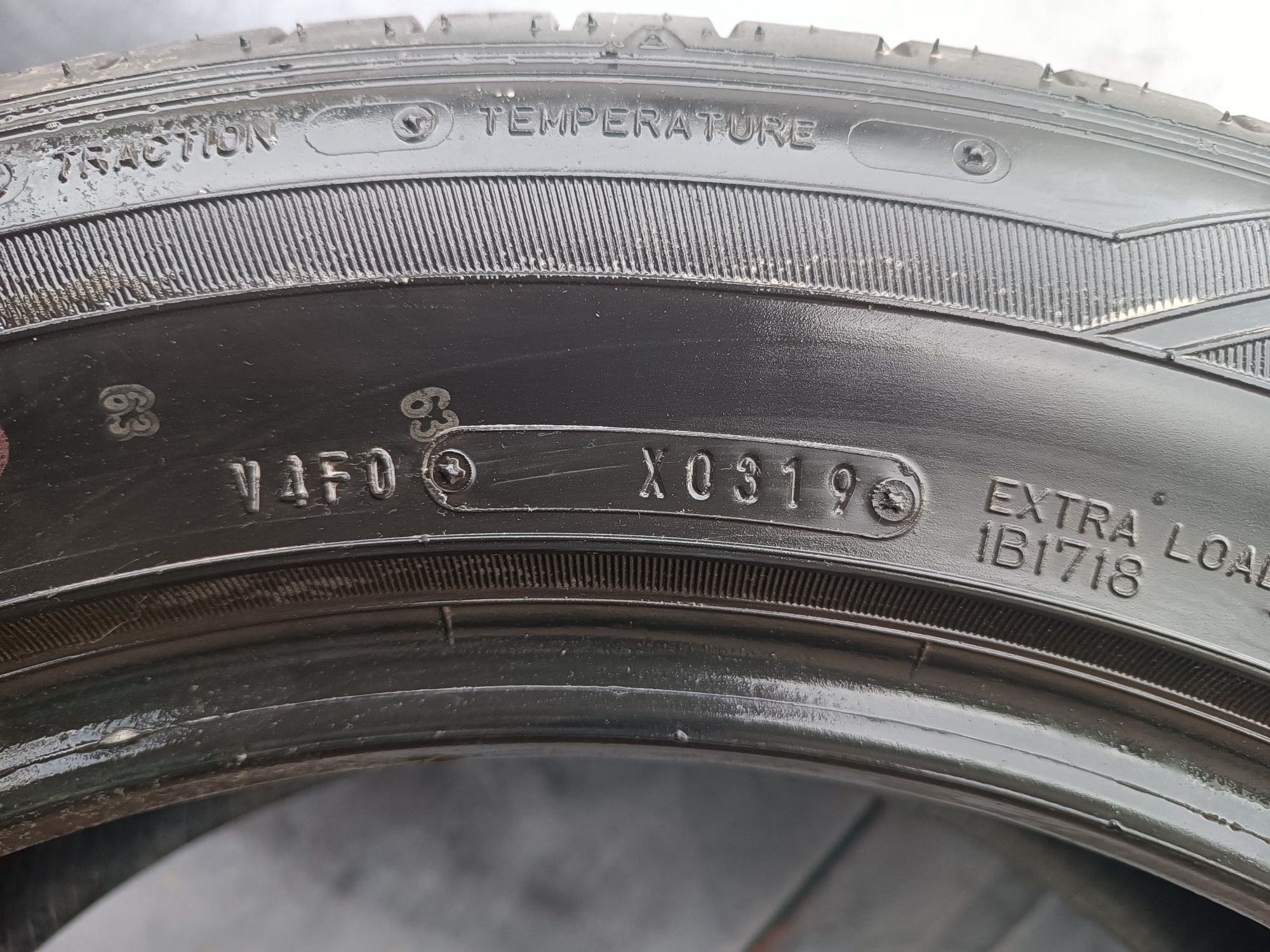 235/55/19 Falken