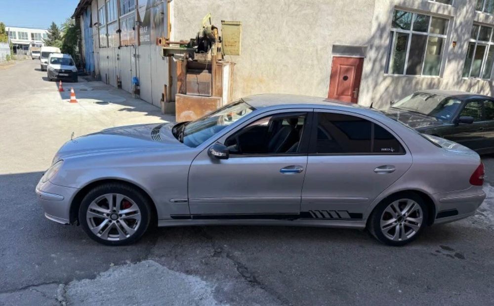 Mercedes e220 cdi на части