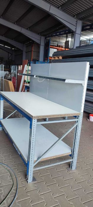 Banc si masa de lucru pe comanda